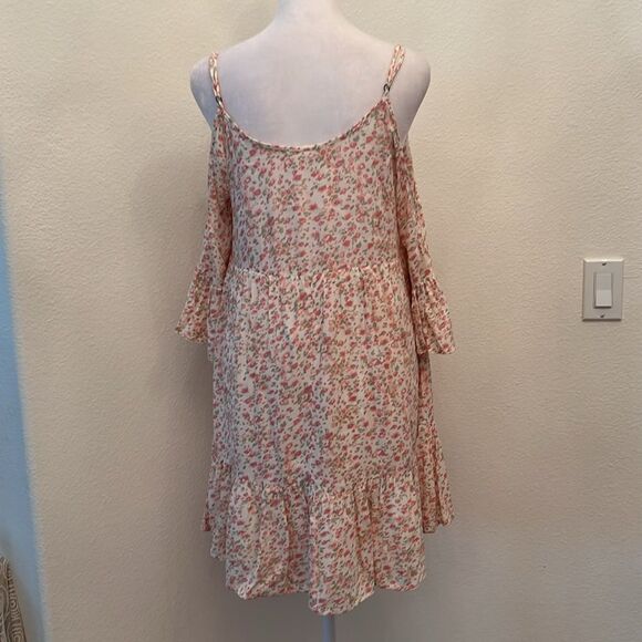 Rewind szS cold shoulder eyelet bodice ruffled short sleeves and hem lined EUC - Picture 3 of 13